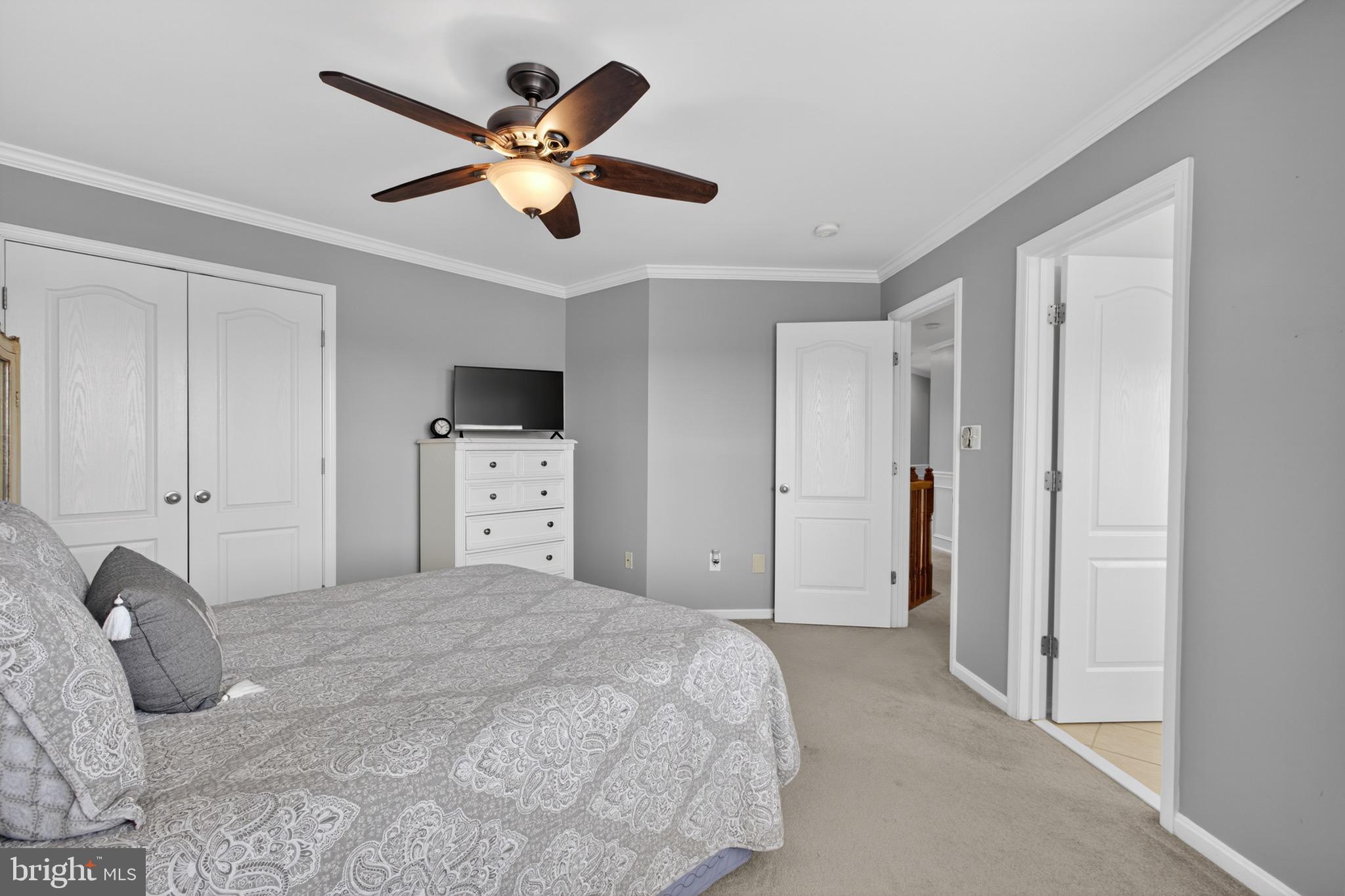300 NORTHHAMPTON WAY