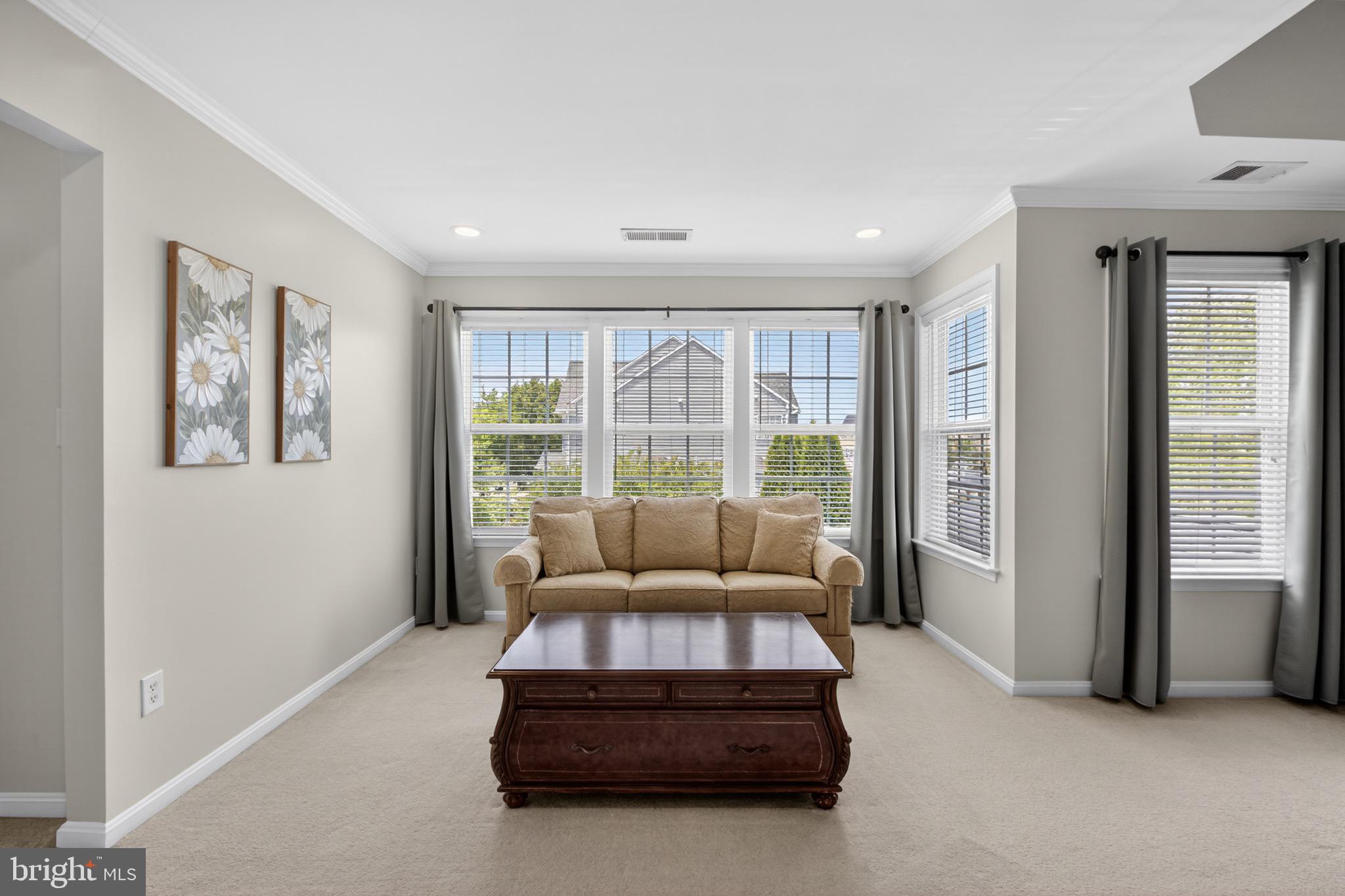 300 NORTHHAMPTON WAY