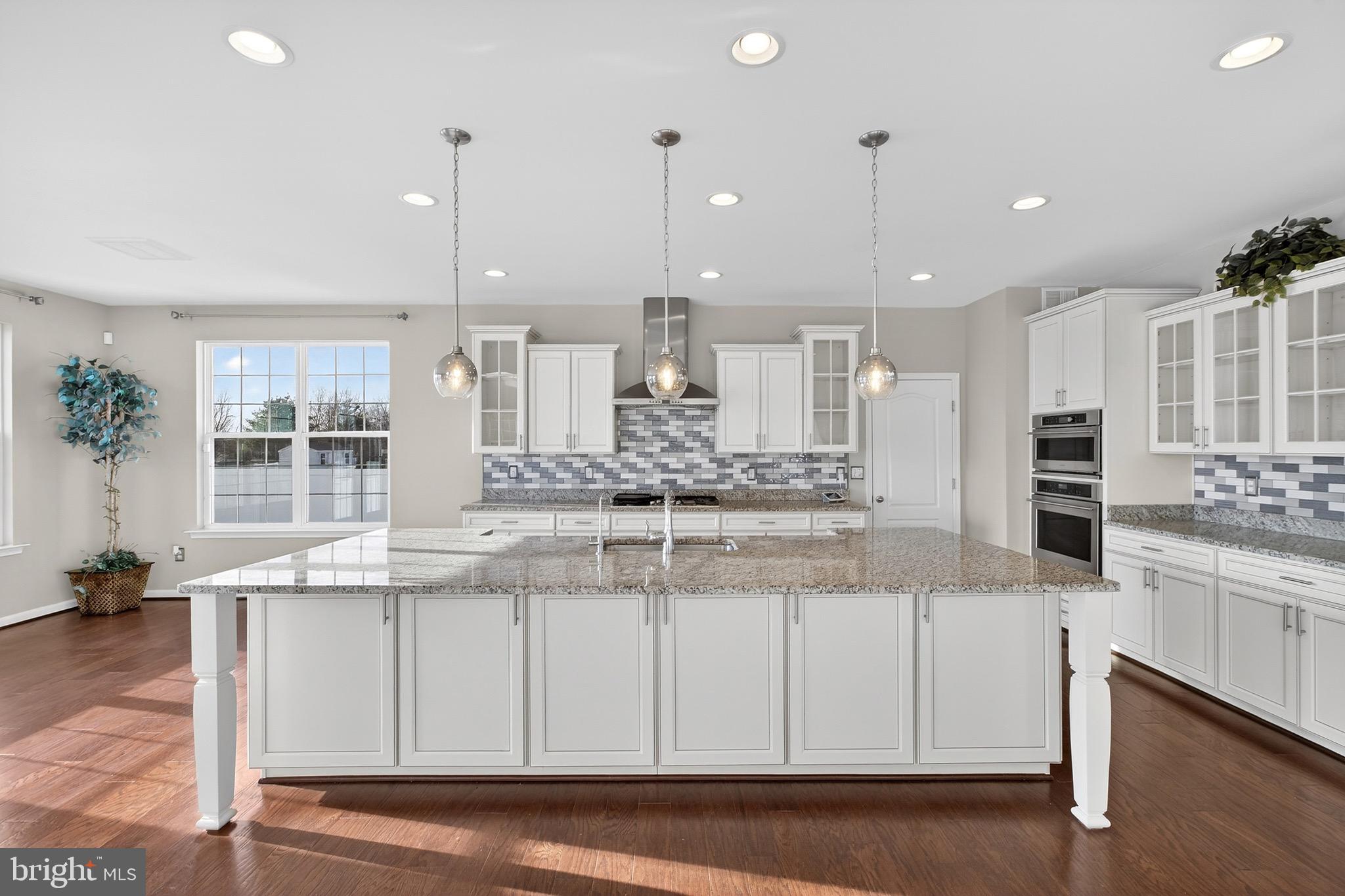 30045 STAGE COACH CIRCLE