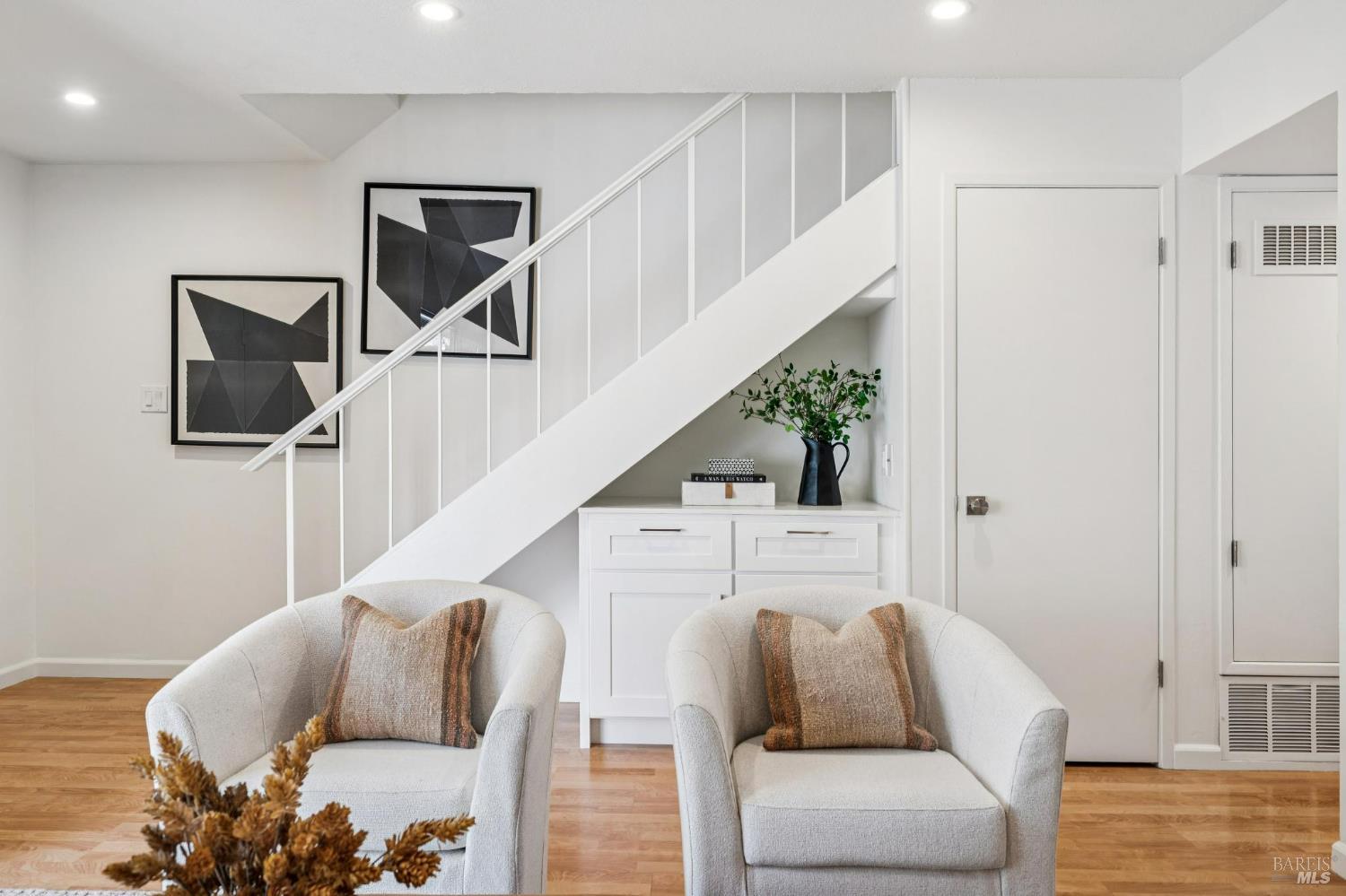 24 Roundtree Boulevard