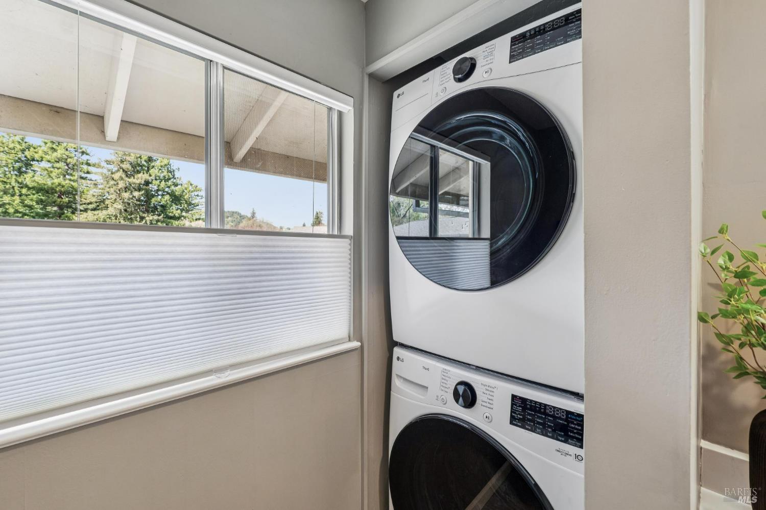 24 Roundtree Boulevard