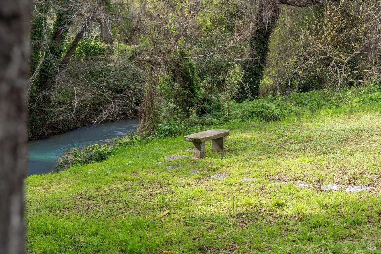 24 Roundtree Boulevard