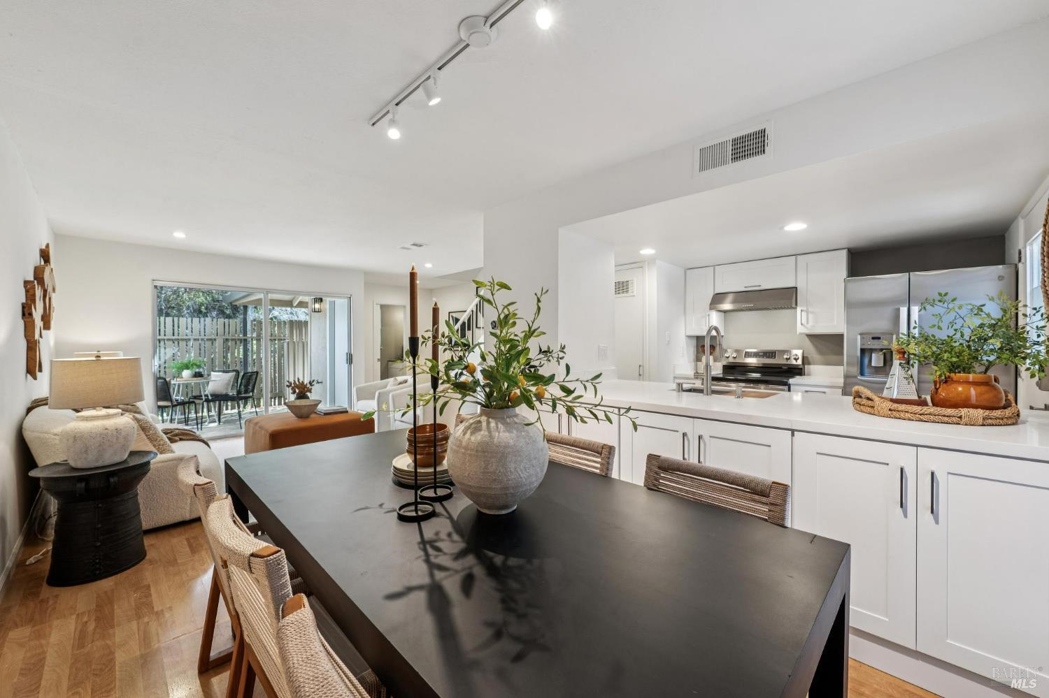 24 Roundtree Boulevard