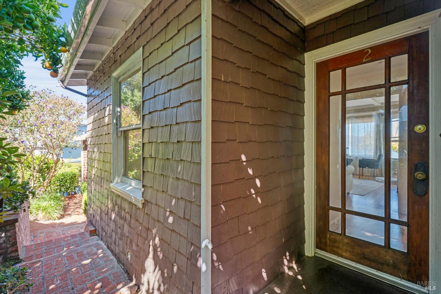 47 Bulkley Avenue