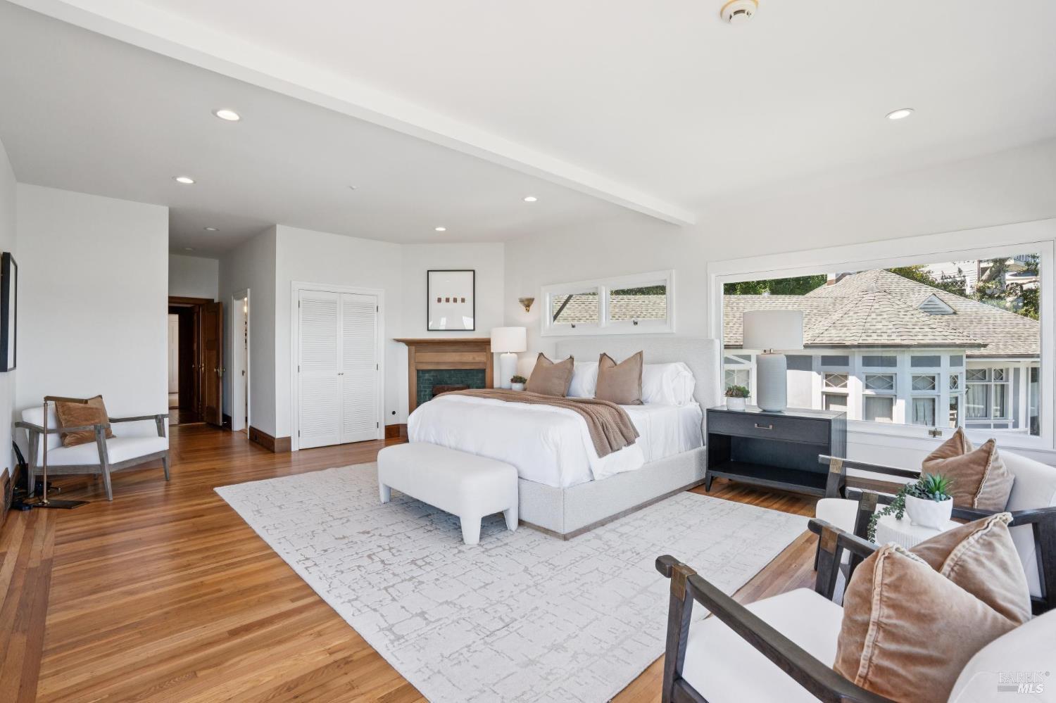 47 Bulkley Avenue