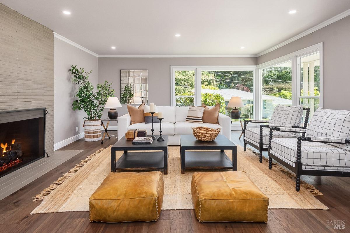 257 Mountain View Ave