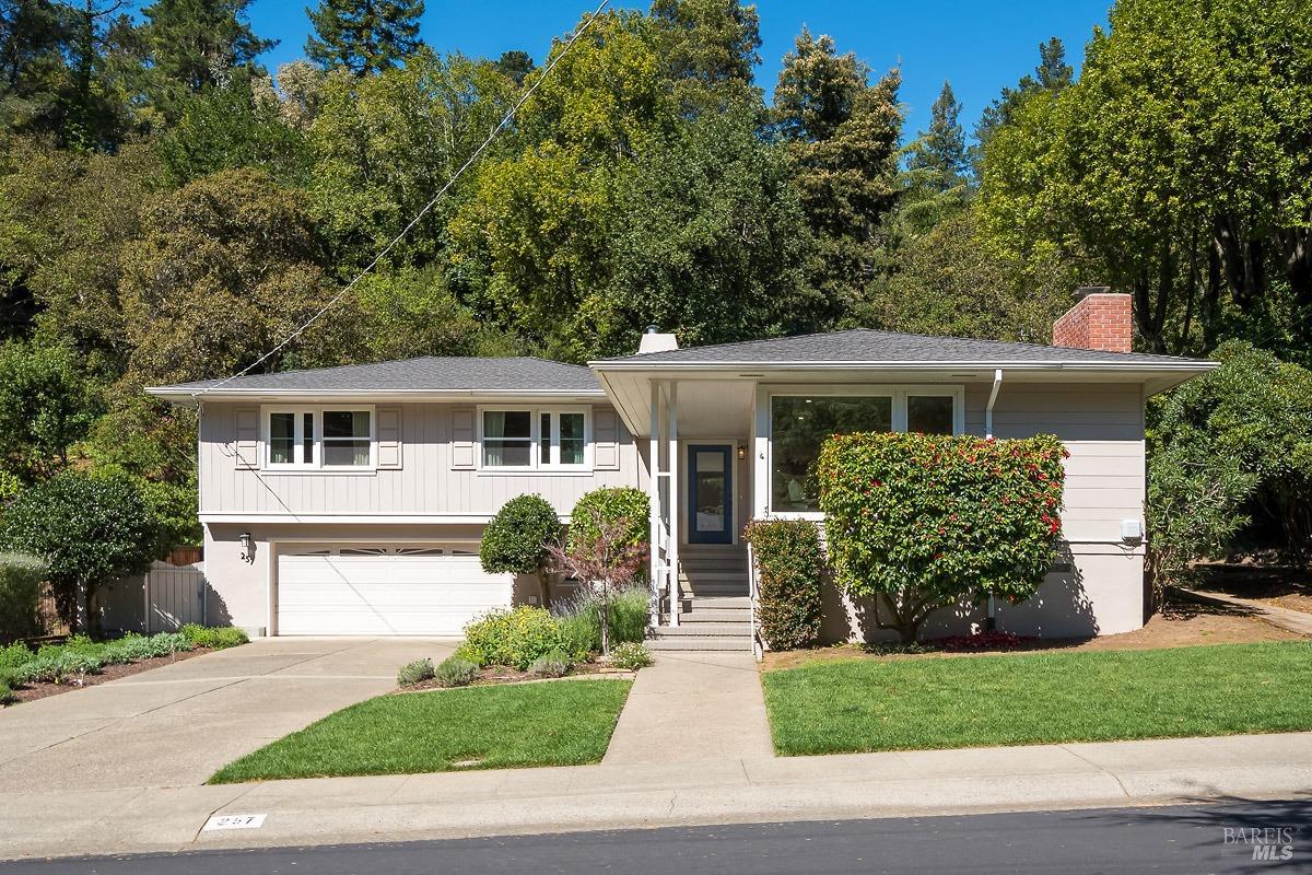 257 Mountain View Ave