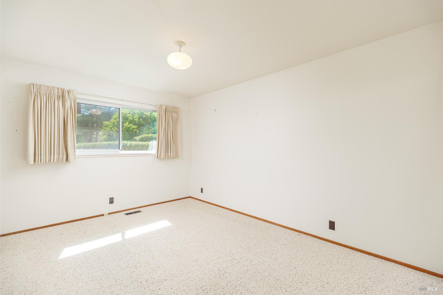 432 Calle De La Mesa