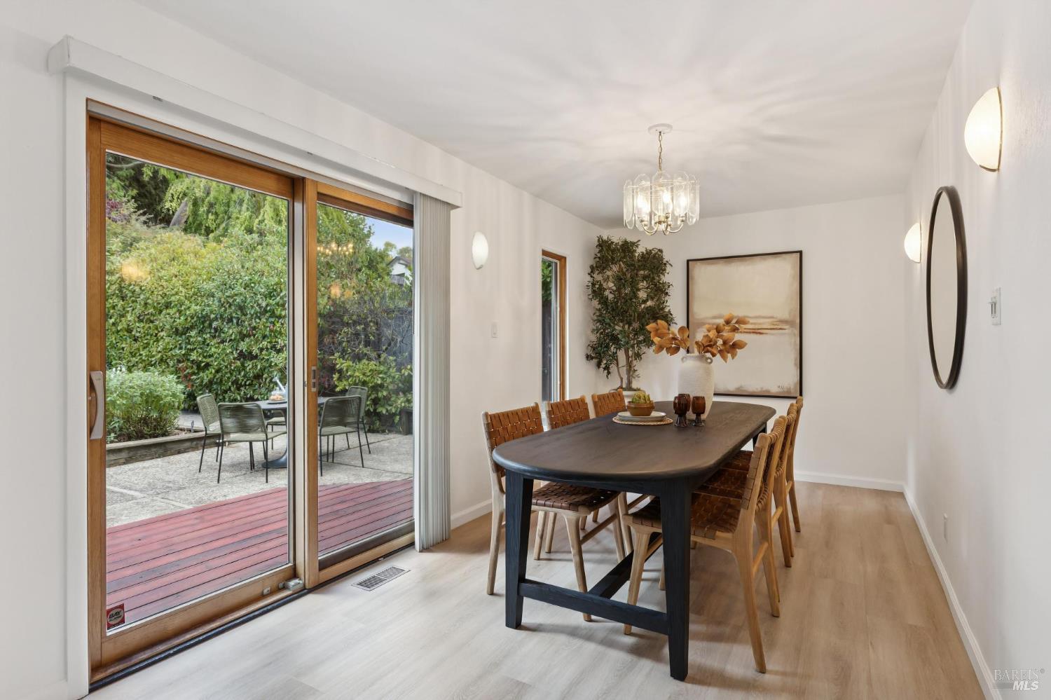 487 Alameda Del Prado