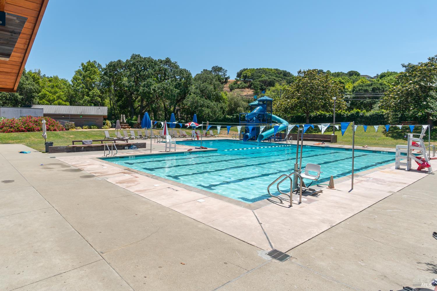 71 Roundtree Boulevard