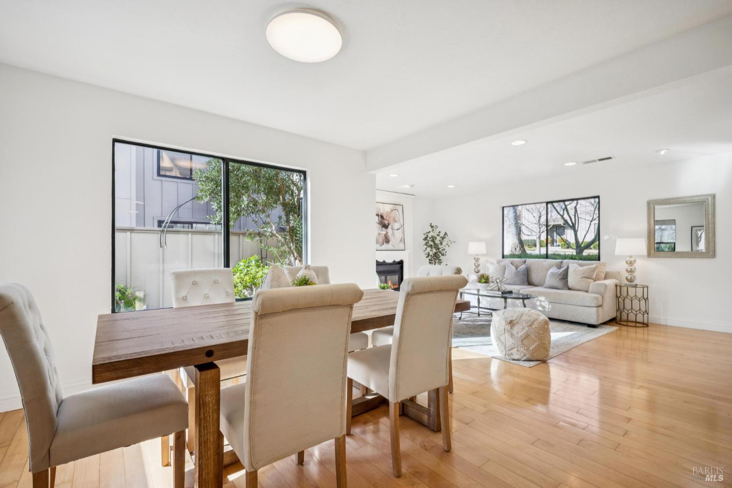 3 Chapparal Court