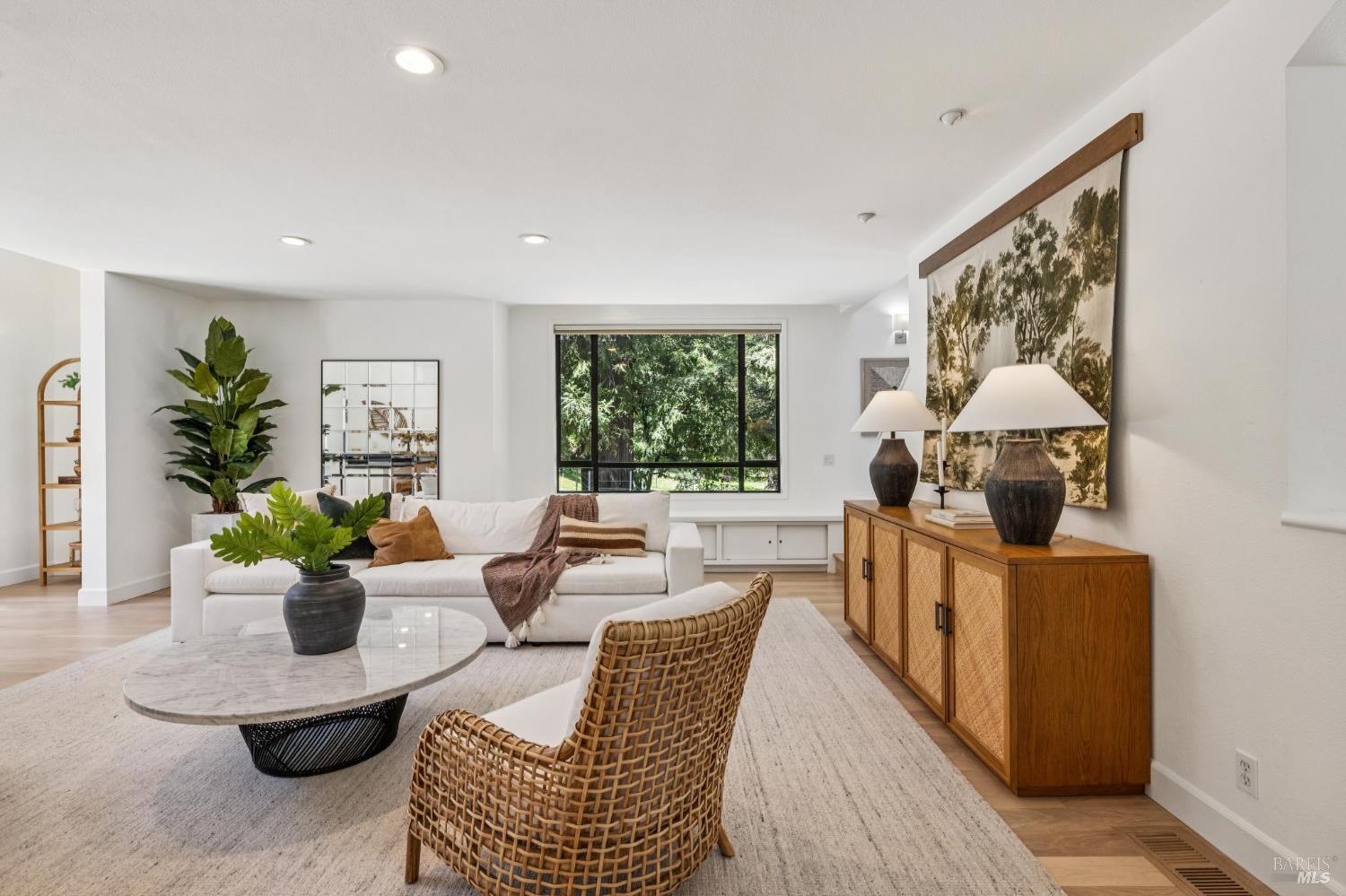 47 Main Drive