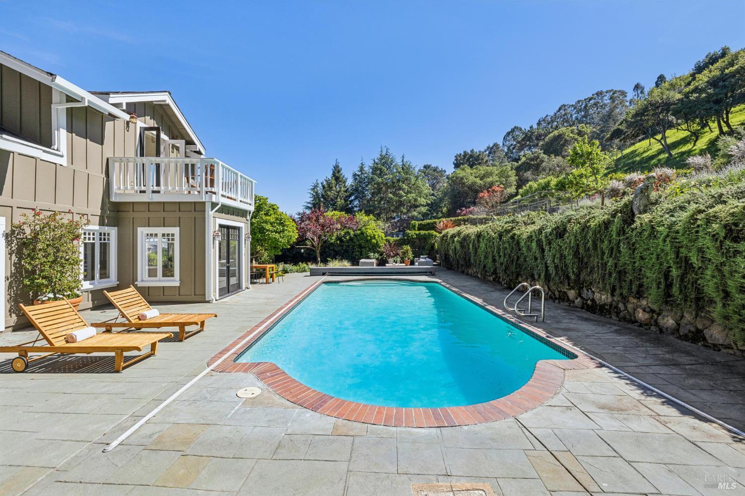 47 Main Drive