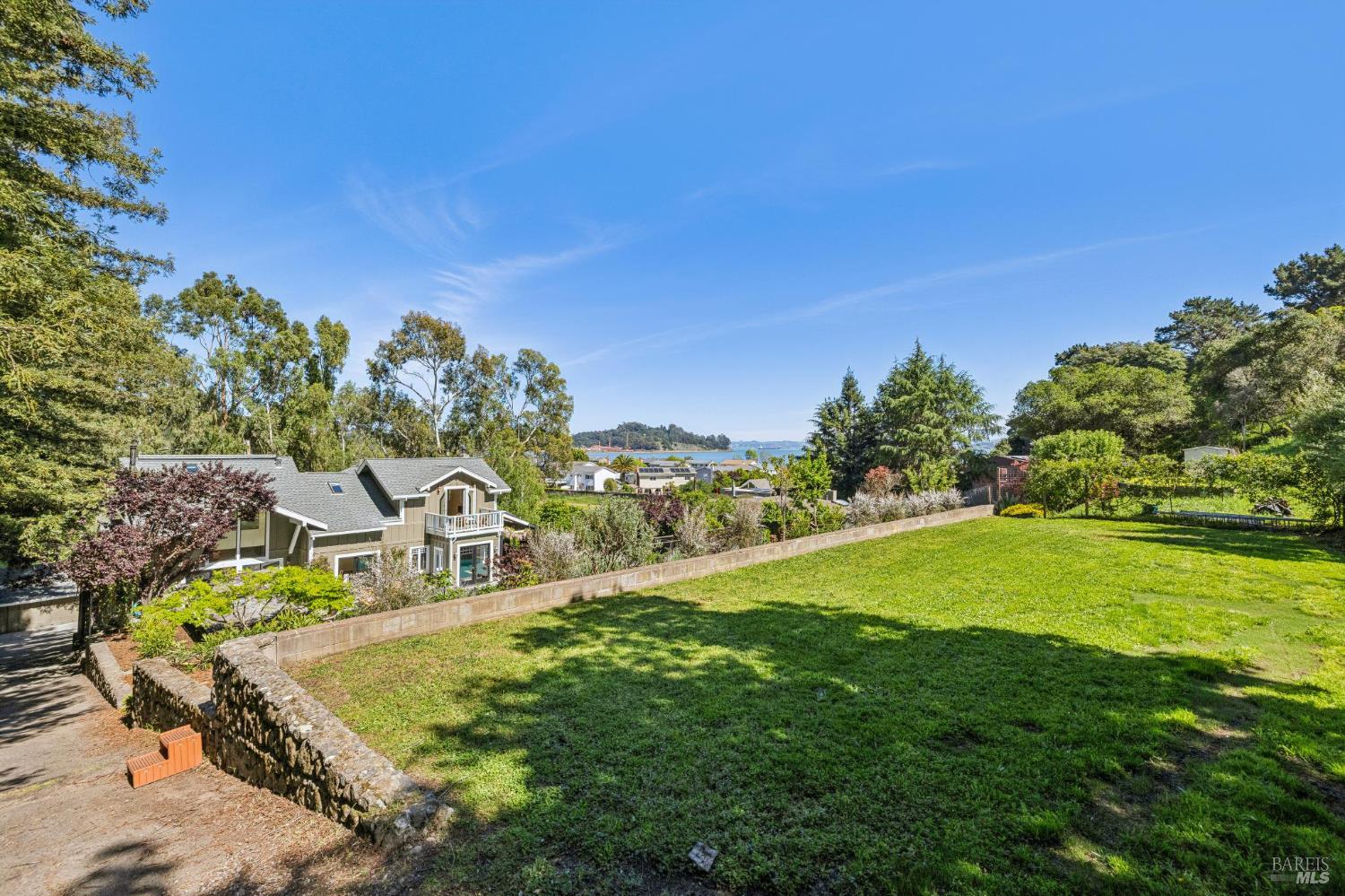 47 Main Drive