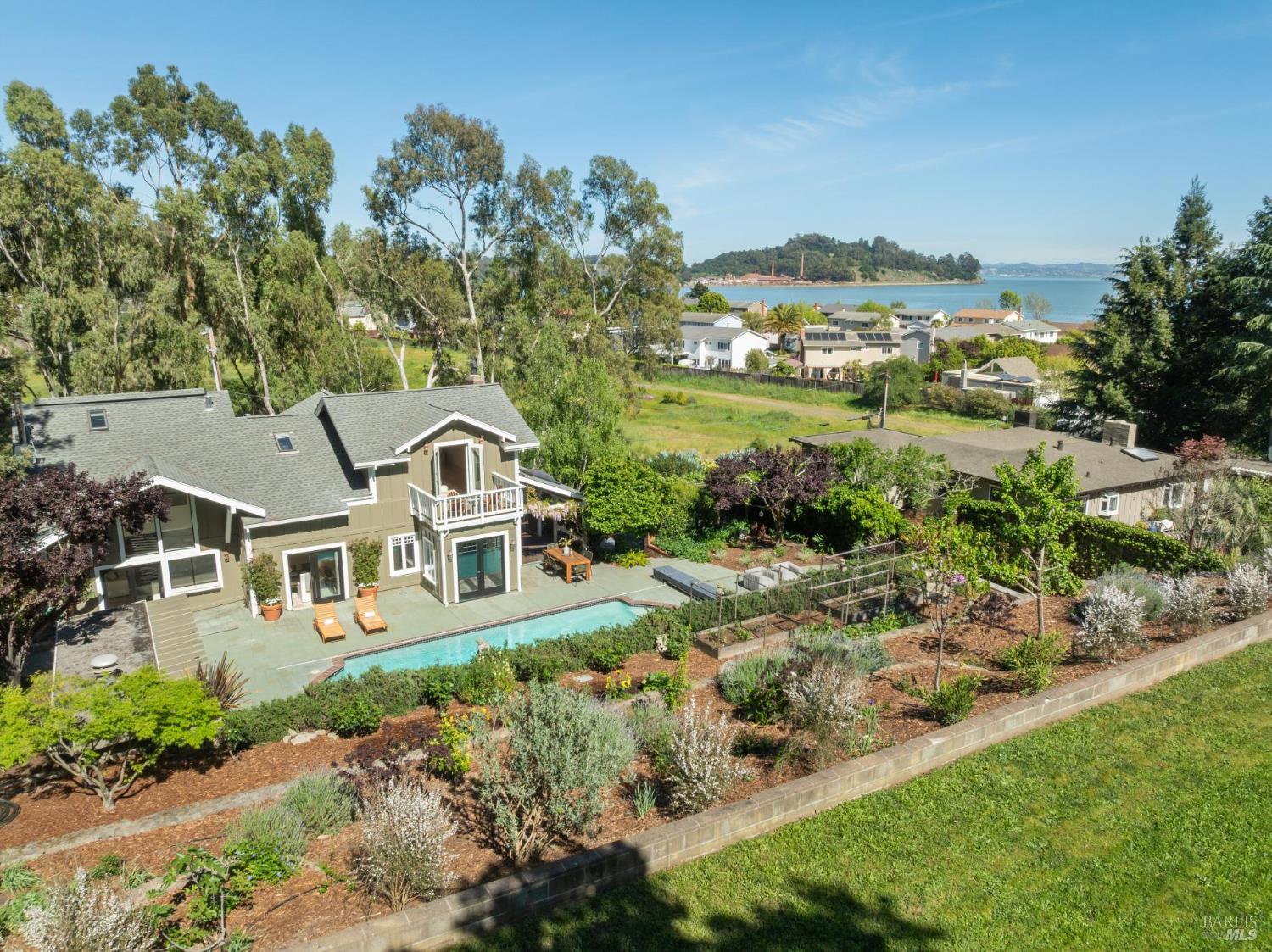 47 Main Drive