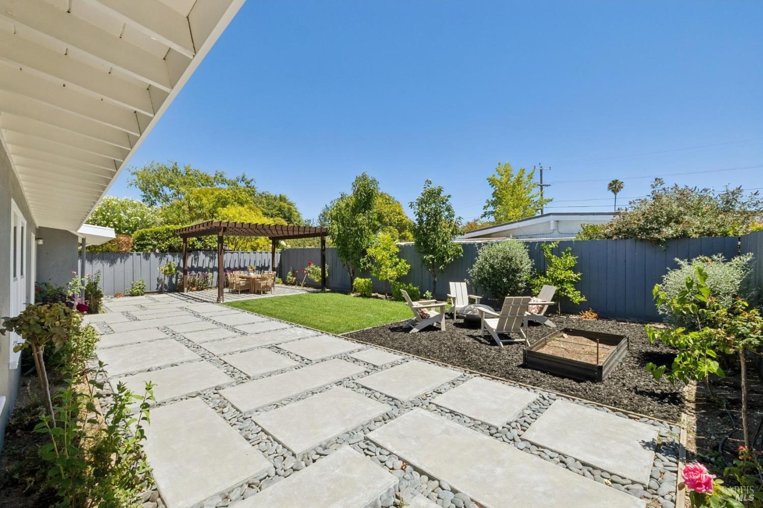 636 Galerita Way