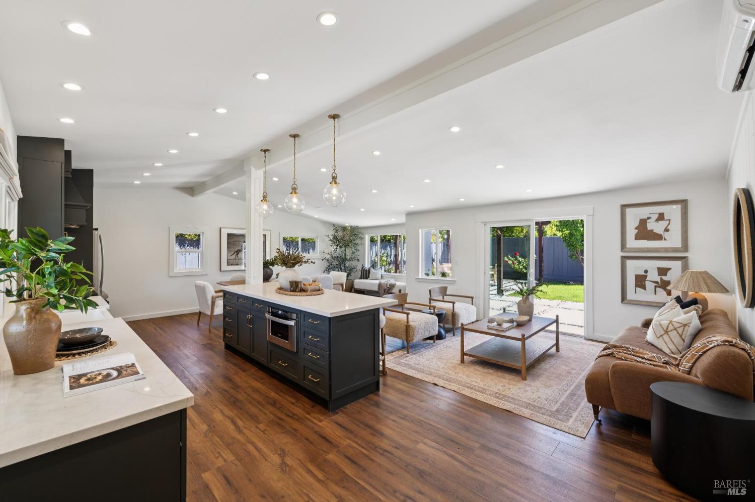 636 Galerita Way