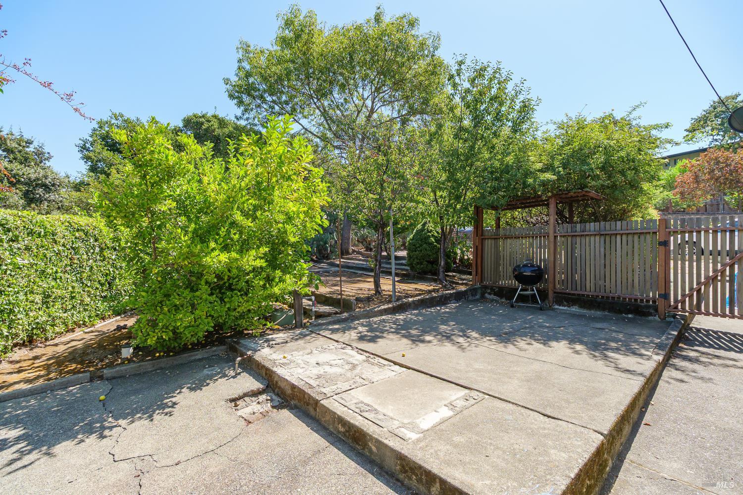 86A, 86B Merrydale Road