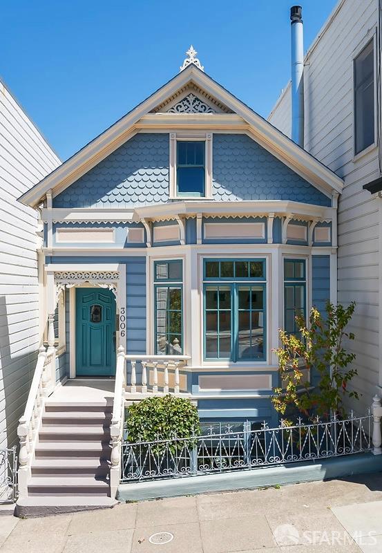 3008 Pierce Street