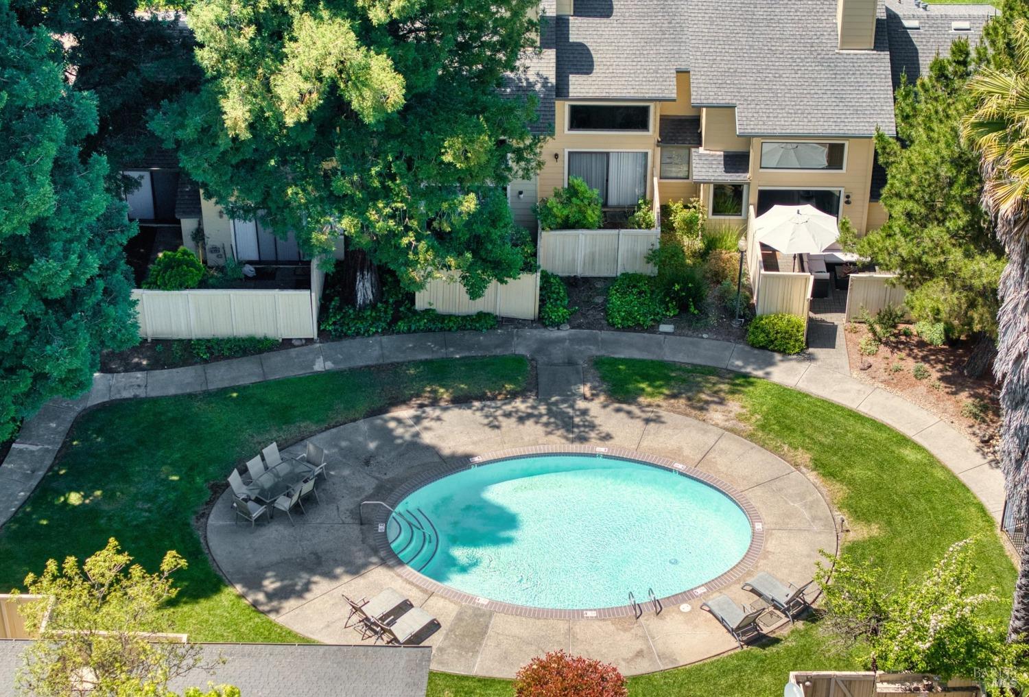 2801 Woodlake Dr #23