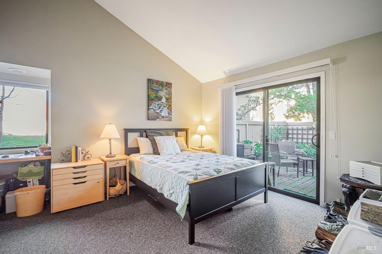 2801 Woodlake Dr #23