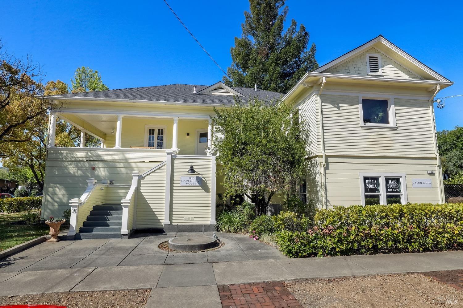 131 N Main St