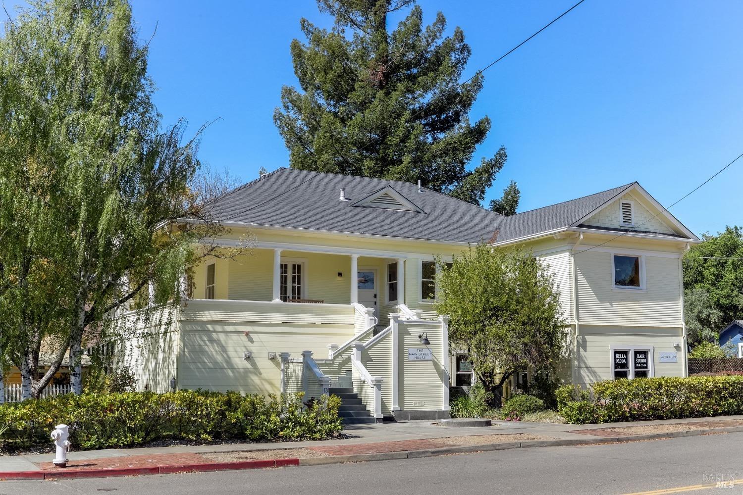 131 N Main St