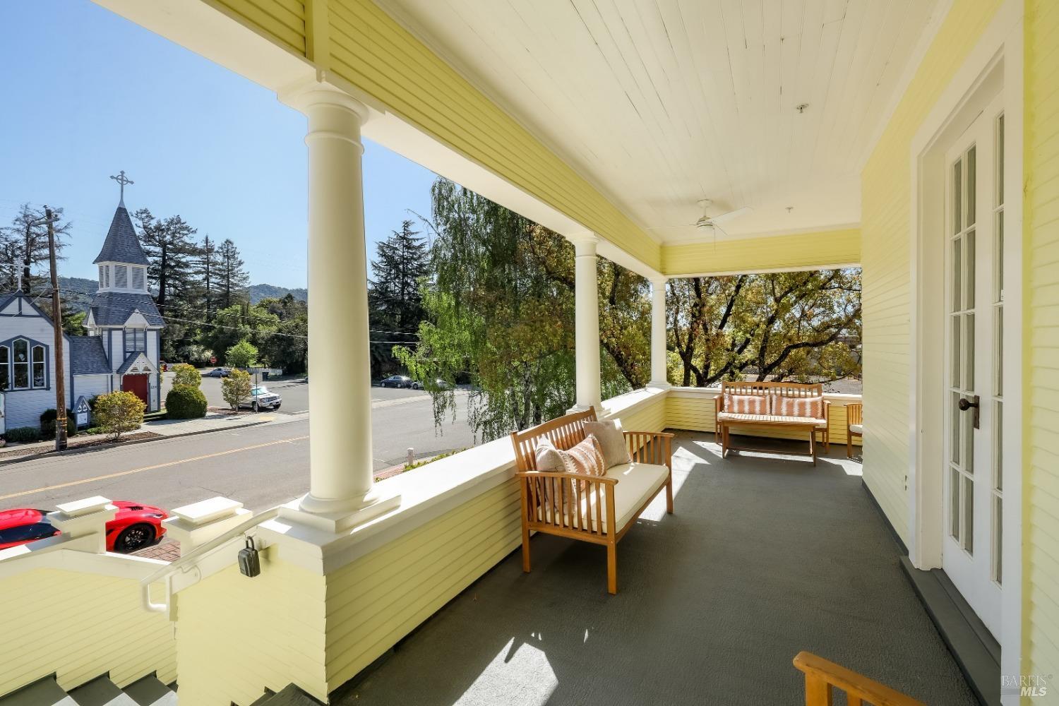 131 N Main St