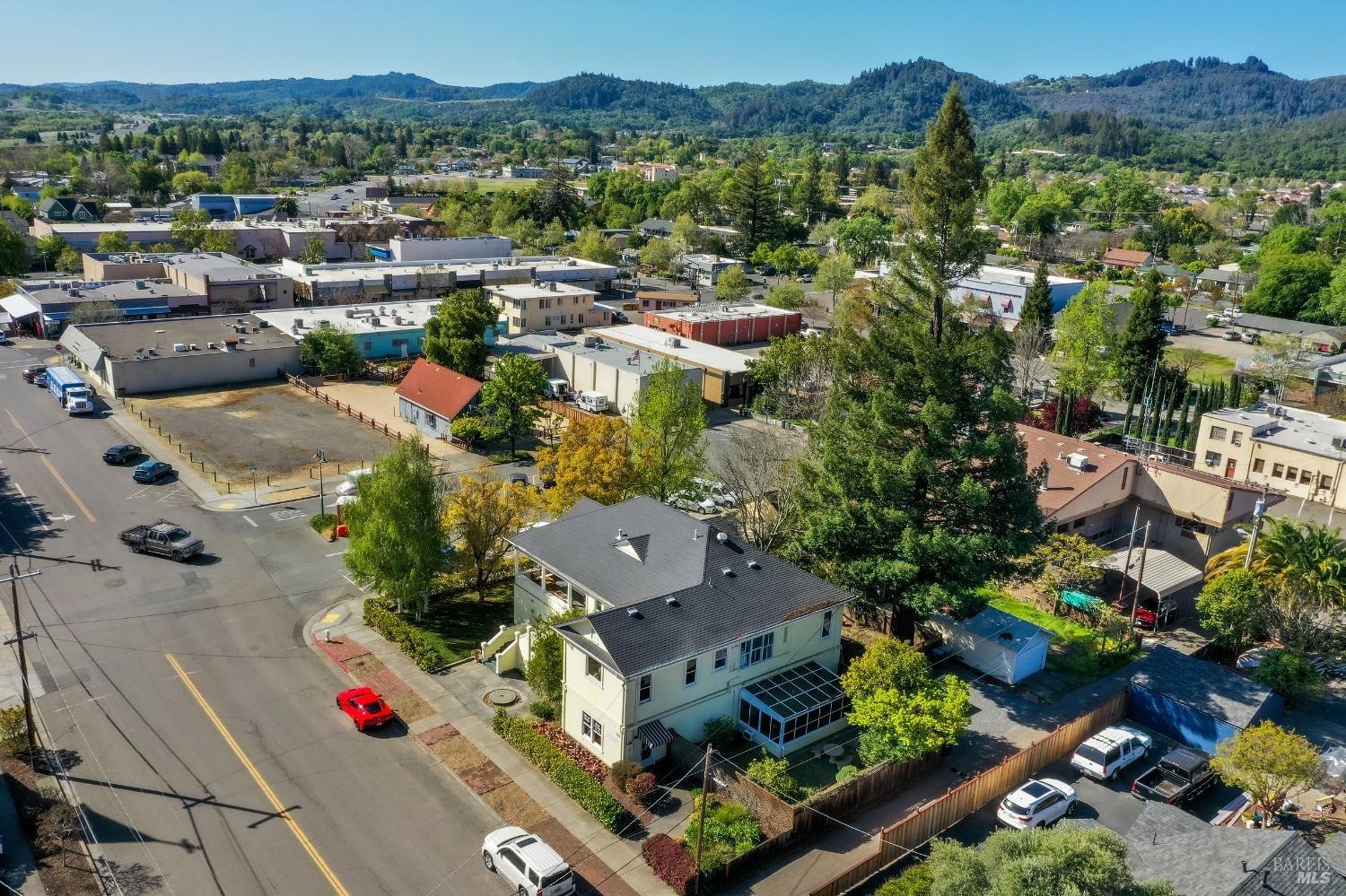 131 N Main St