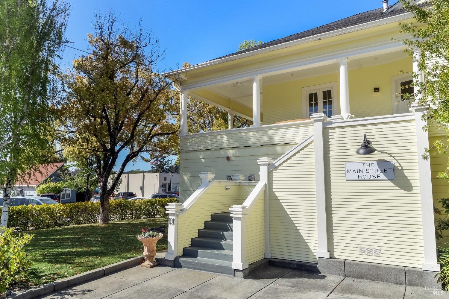 131 N Main St