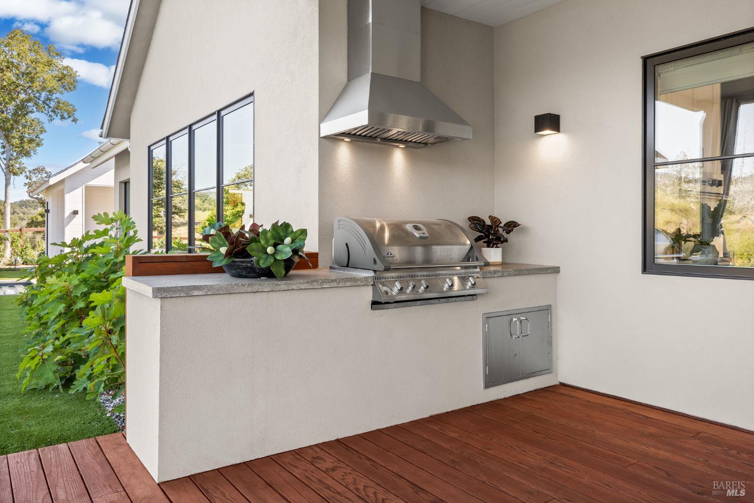 987 Mark West Springs Road