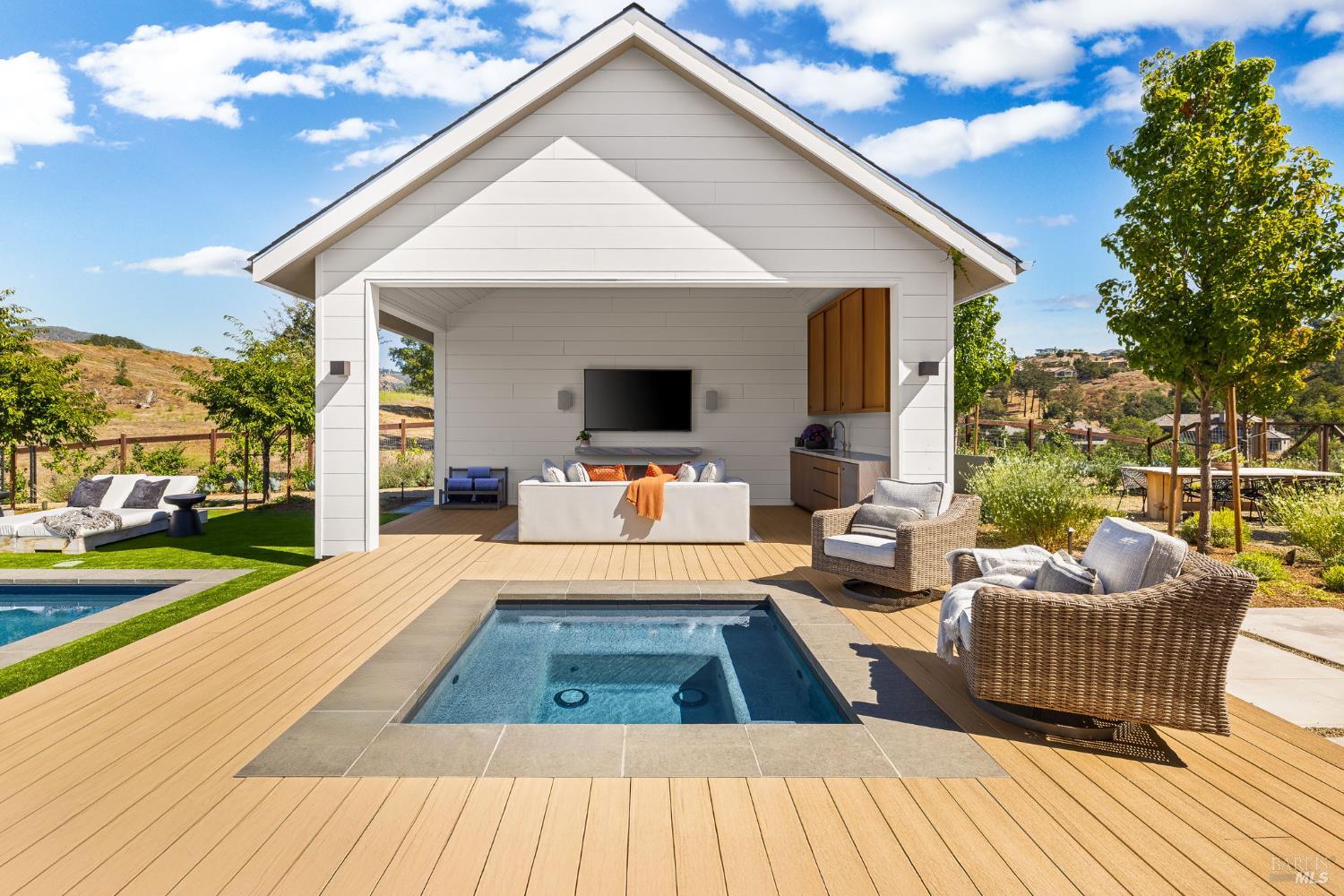 987 Mark West Springs Road