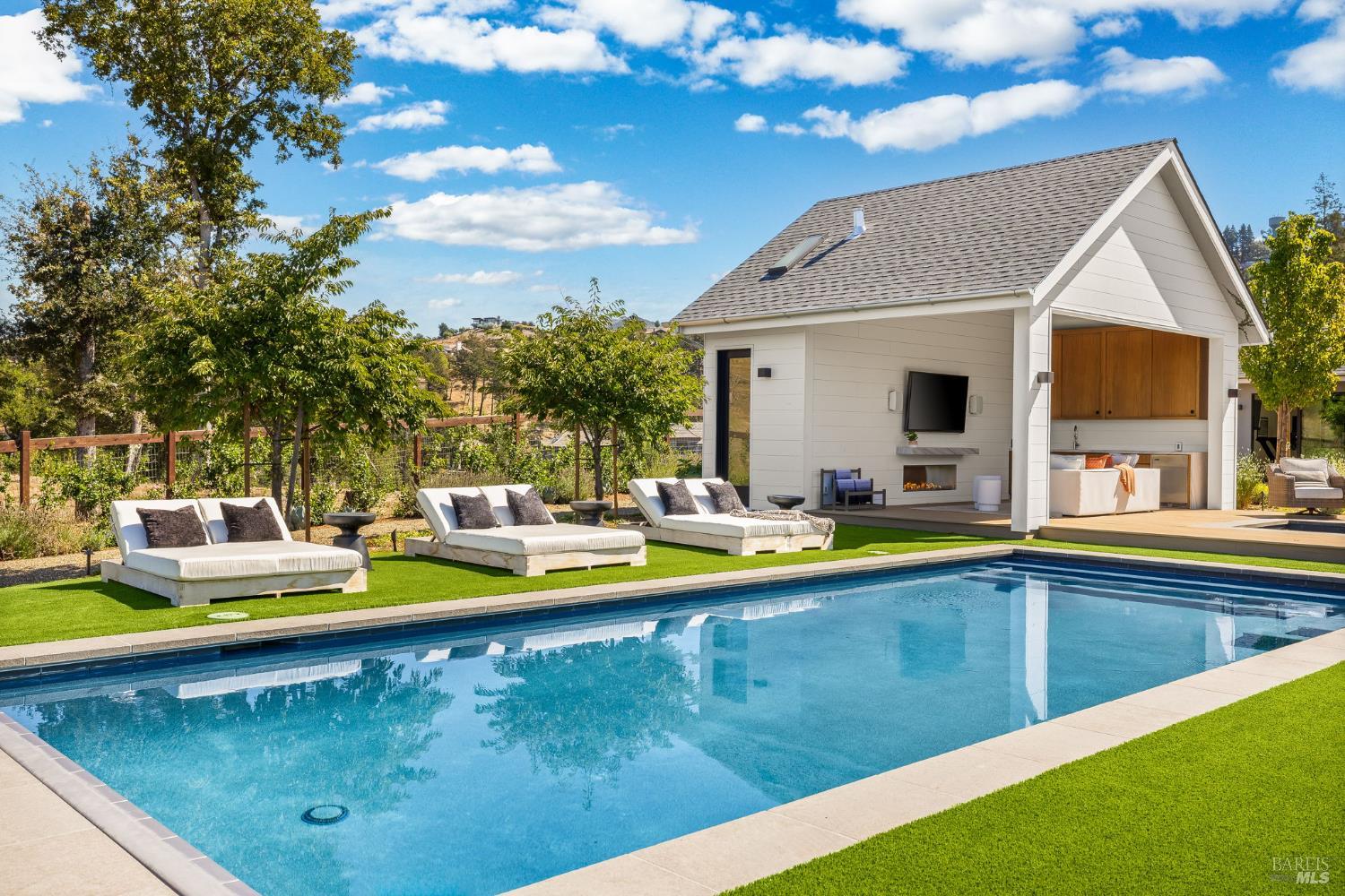 987 Mark West Springs Road