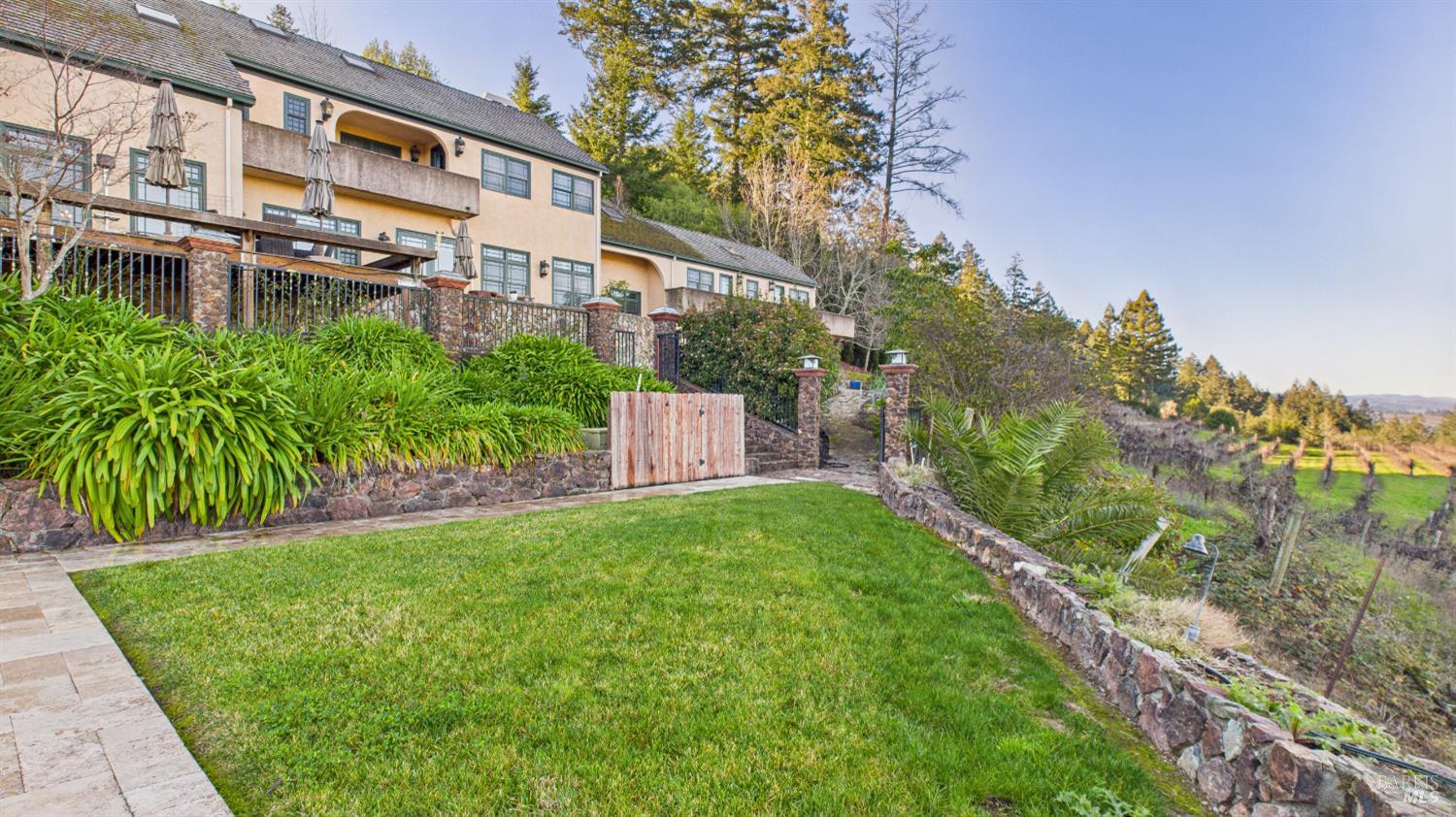 3225 W Dry Creek Road