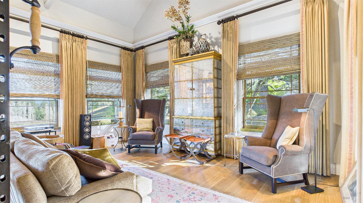 3225 W Dry Creek Road