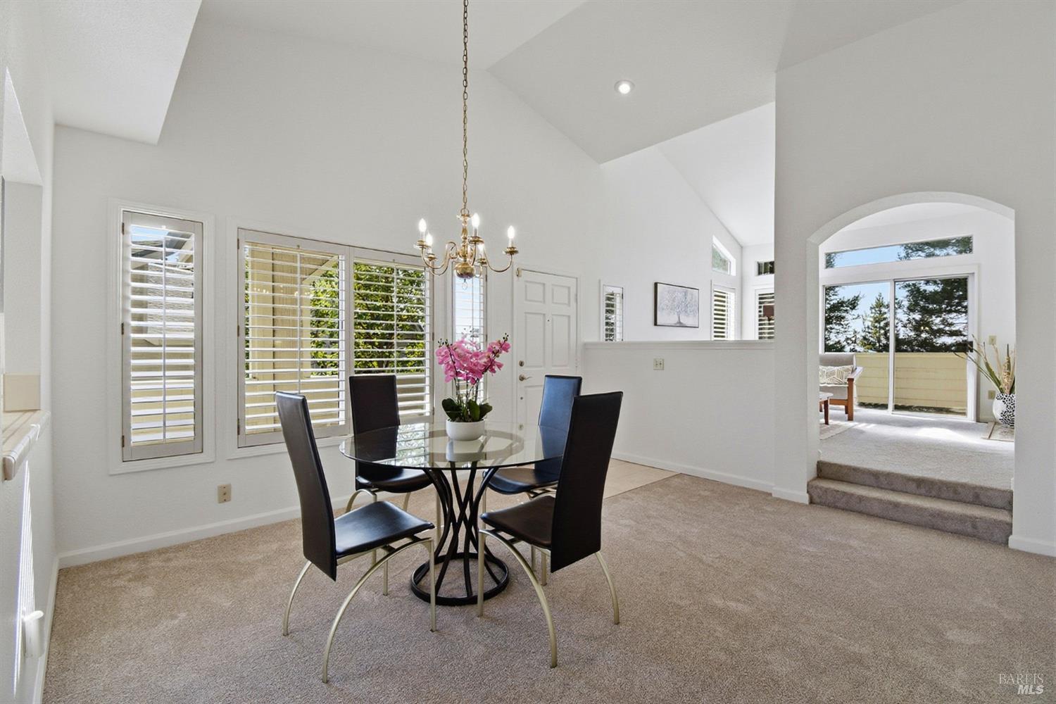 2016 Stonefield Lane
