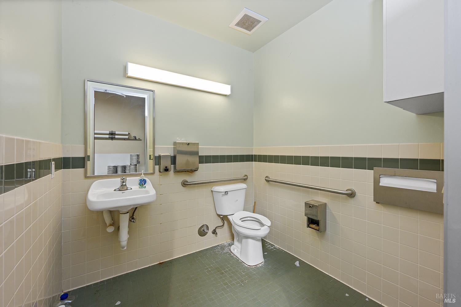 595 Santana Drive Unit: #E