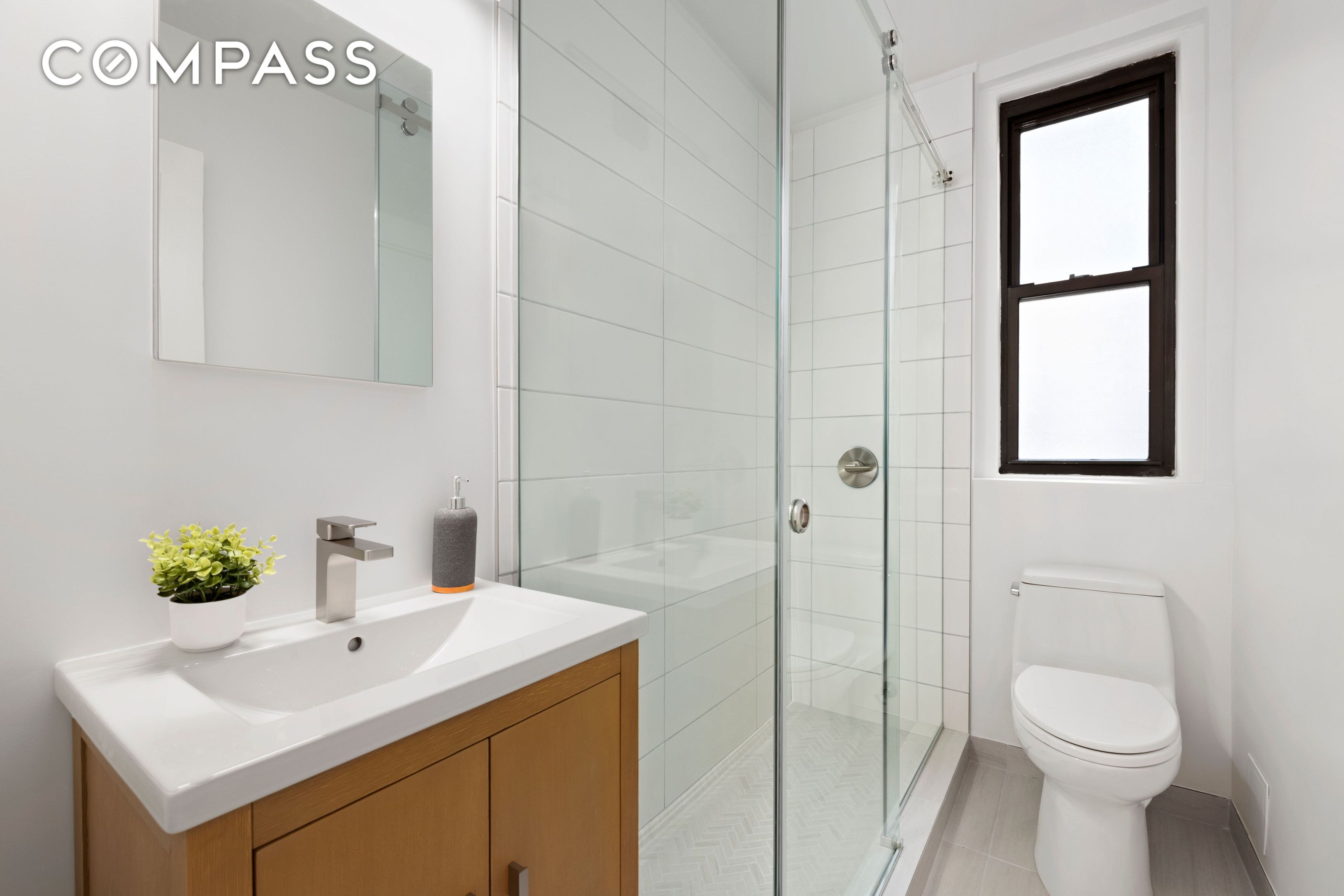 33 Riverside Drive 5D