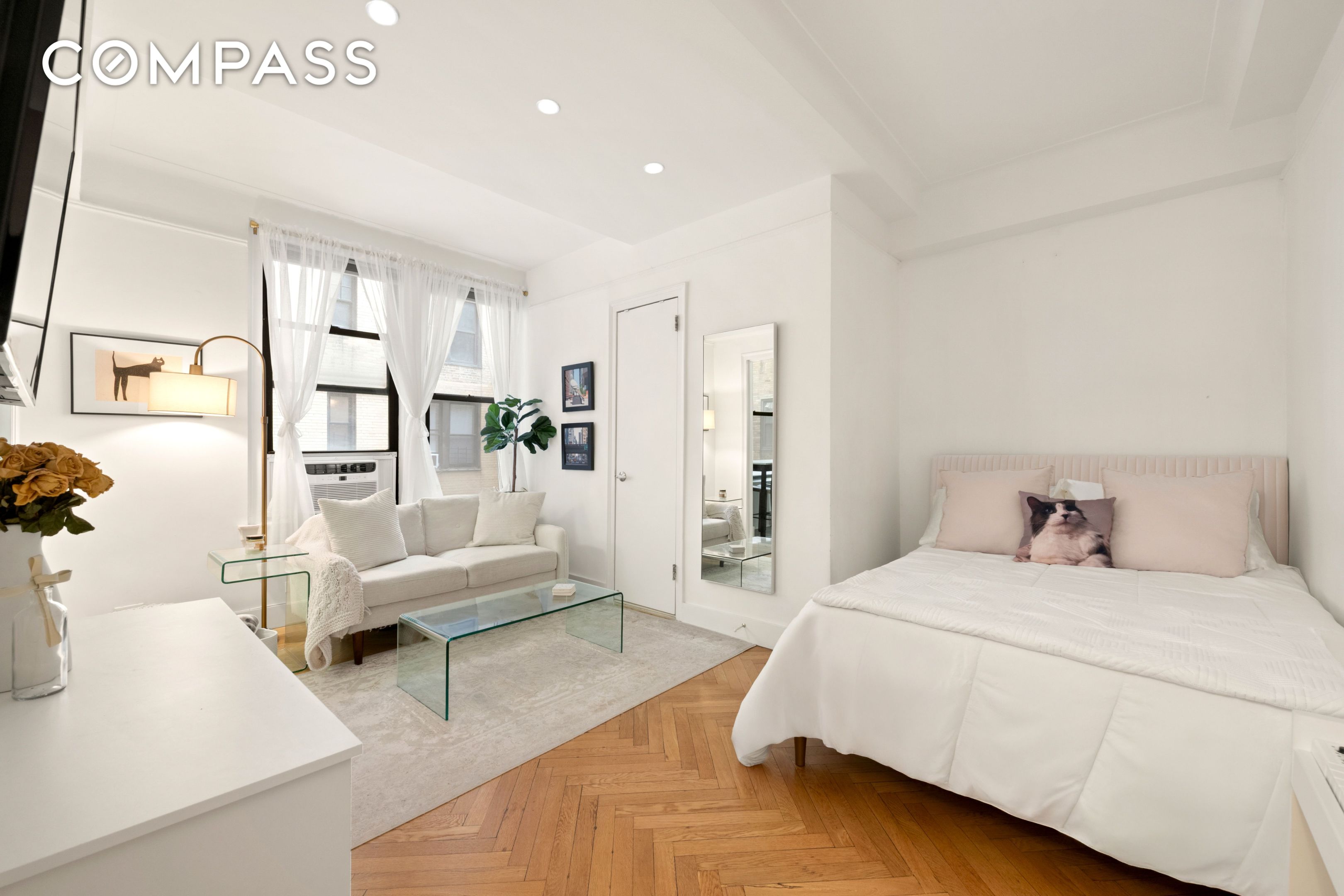 33 Riverside Drive 4D
