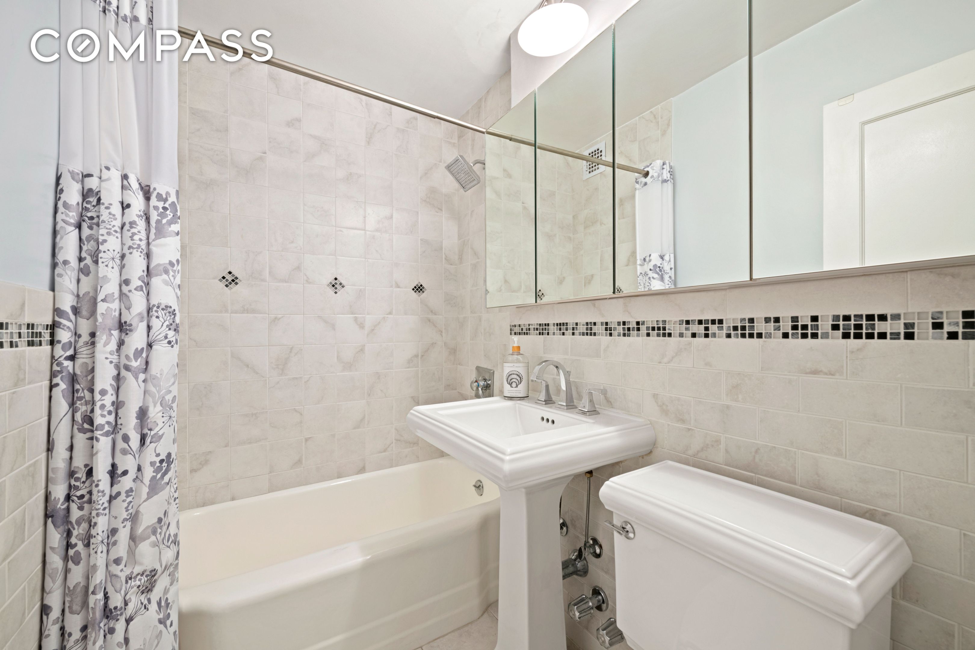 201 E 21st Street 7A