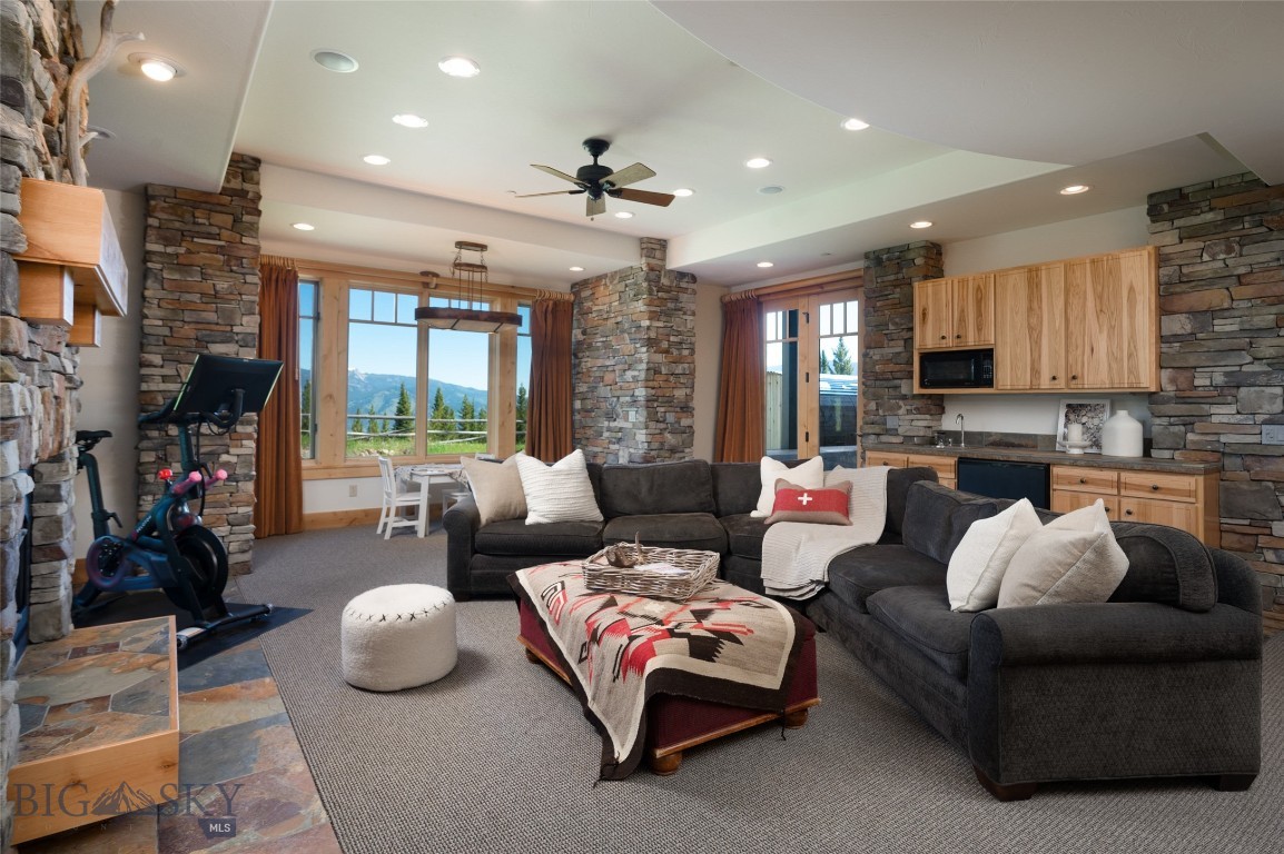 450 Beaver Creek West Road