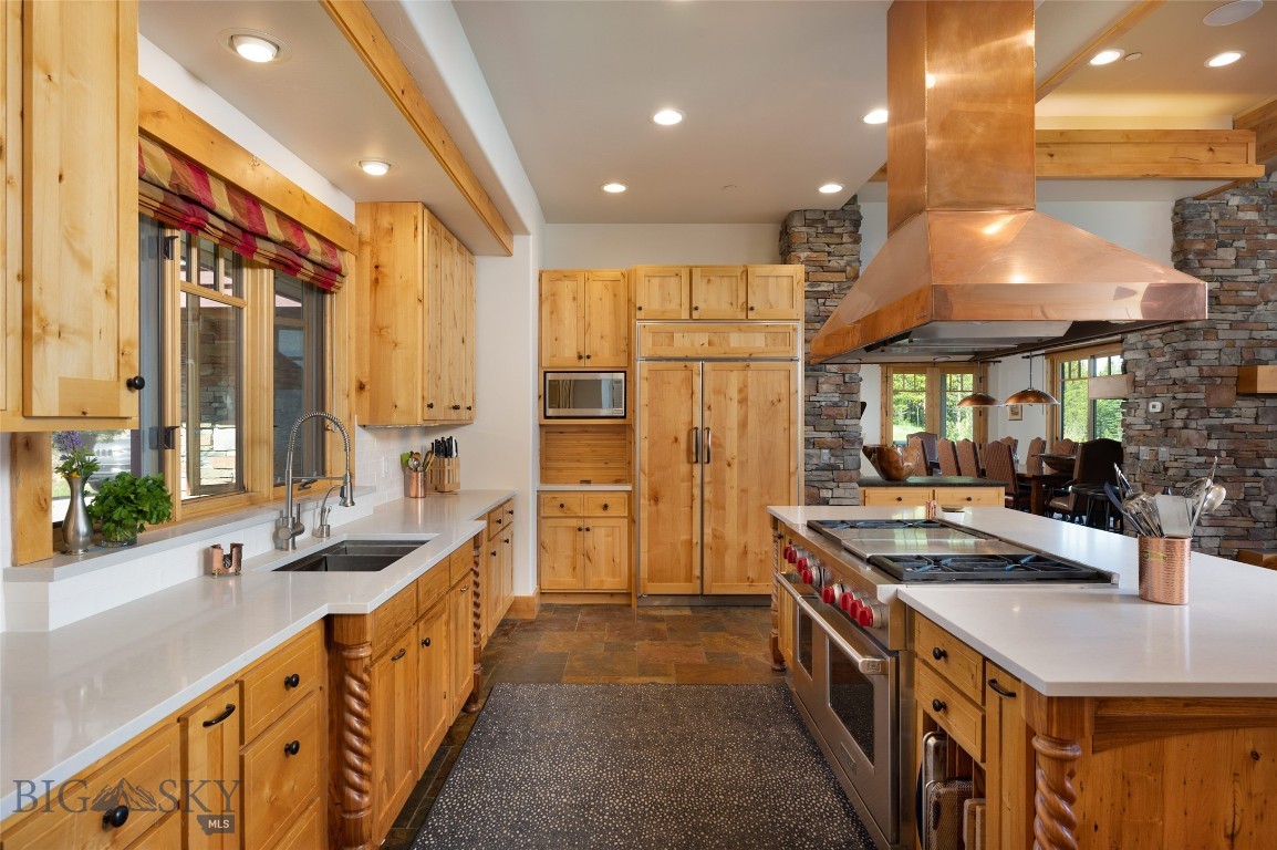 450 Beaver Creek West Road