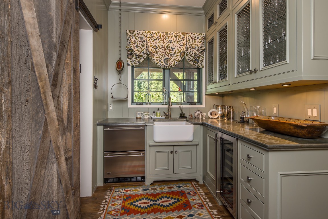 475 Eagle View Trail