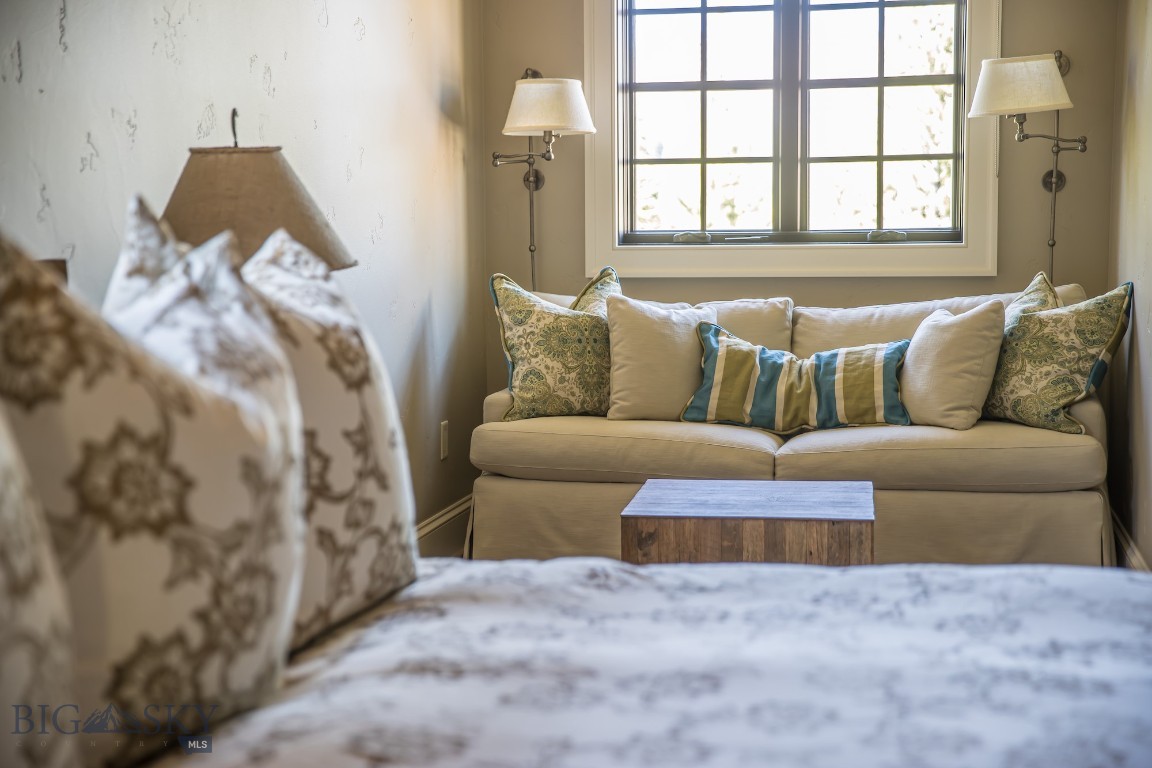 475 Eagle View Trail