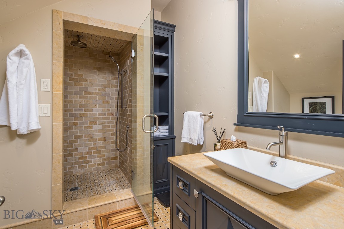 475 Eagle View Trail