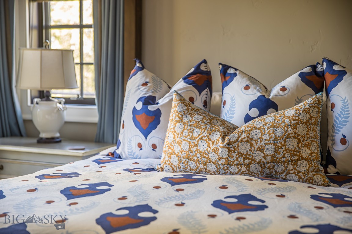 475 Eagle View Trail