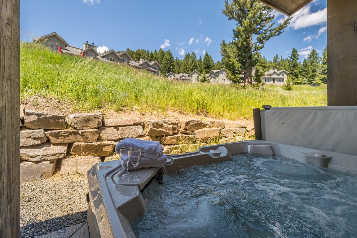 23 Upper Moose Hill Road