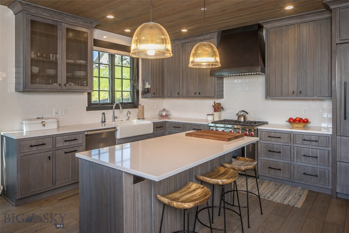 23 Upper Moose Hill Road