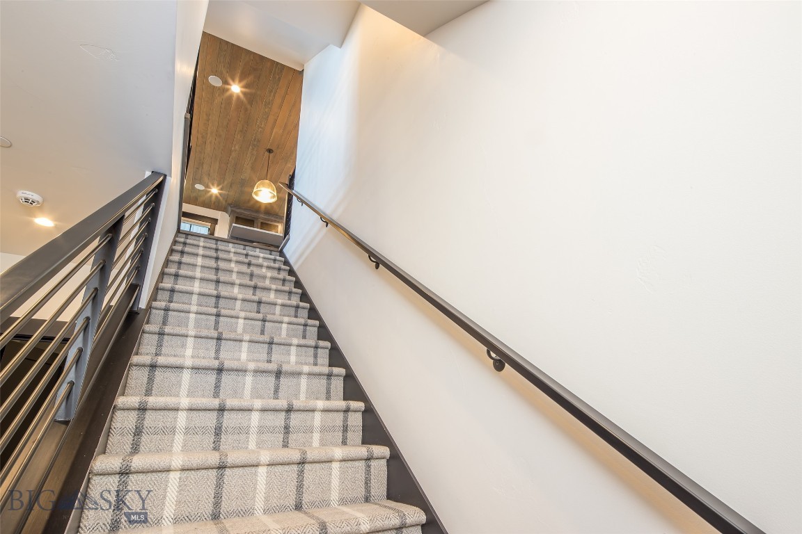 23 Upper Moose Hill Road