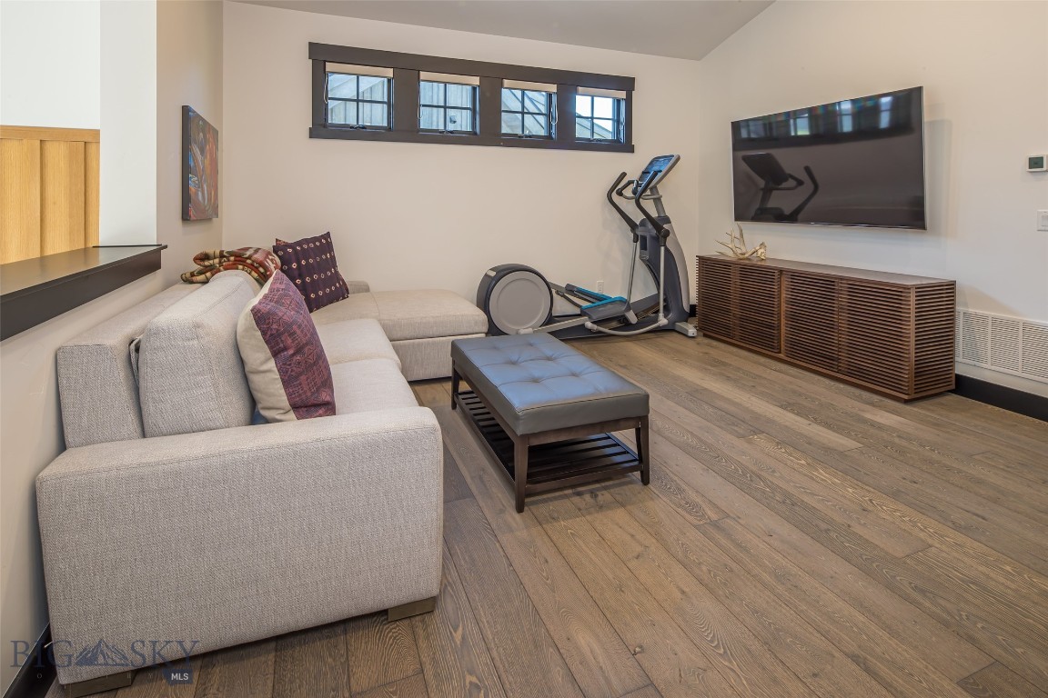 23 Upper Moose Hill Road